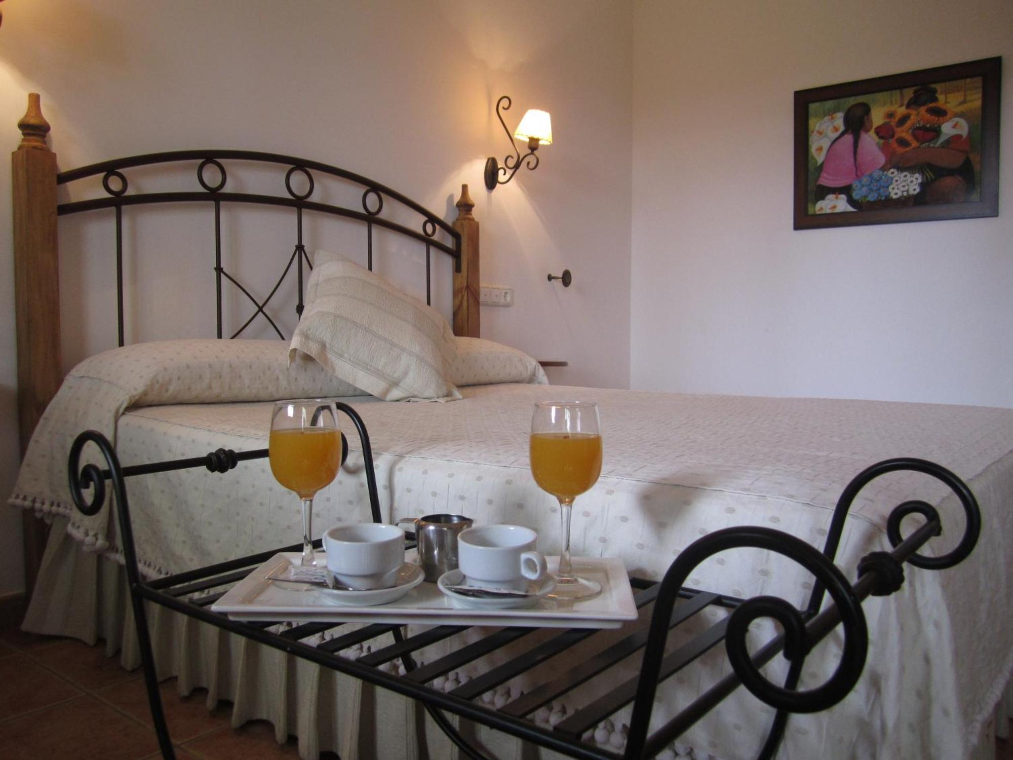Posada El Camino Almonaster Almonaster la Real Εξωτερικό φωτογραφία